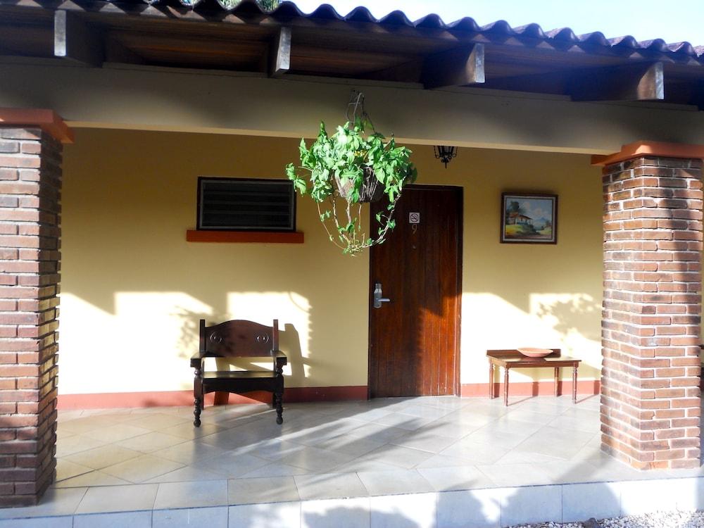 Hotel Espuelas, Bar&restaurant