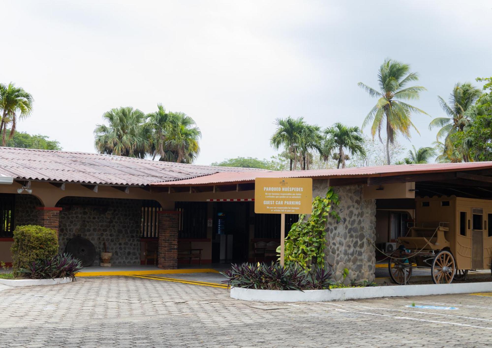 Espuelas, Bar&restaurant Hotel 3*