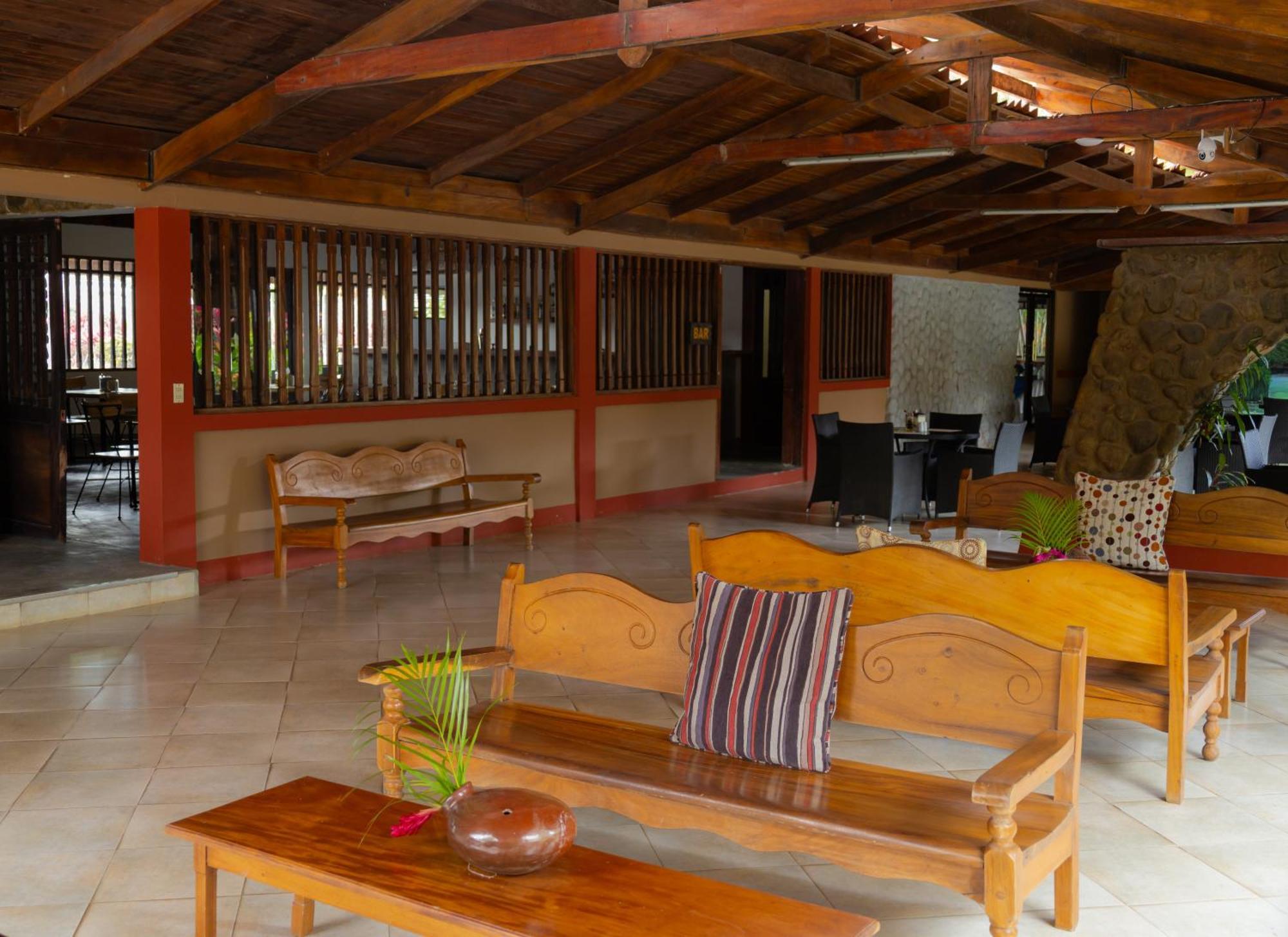 Espuelas, Bar&restaurant Hotel