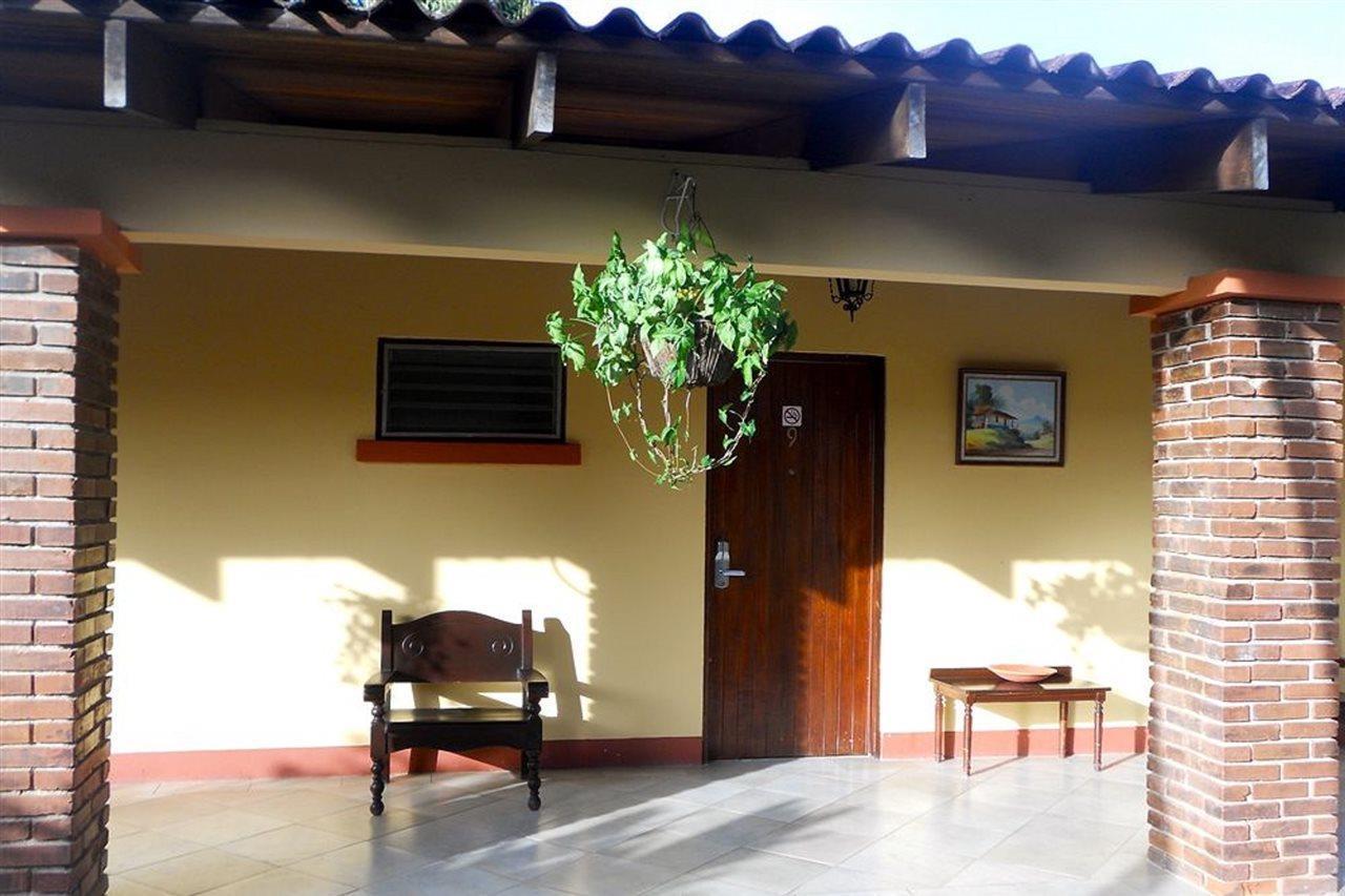 Espuelas, Bar&restaurant 3* Liberia